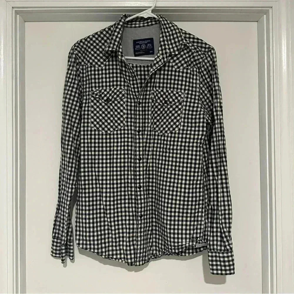J. Crew Blue checkered snap button down - SMALL